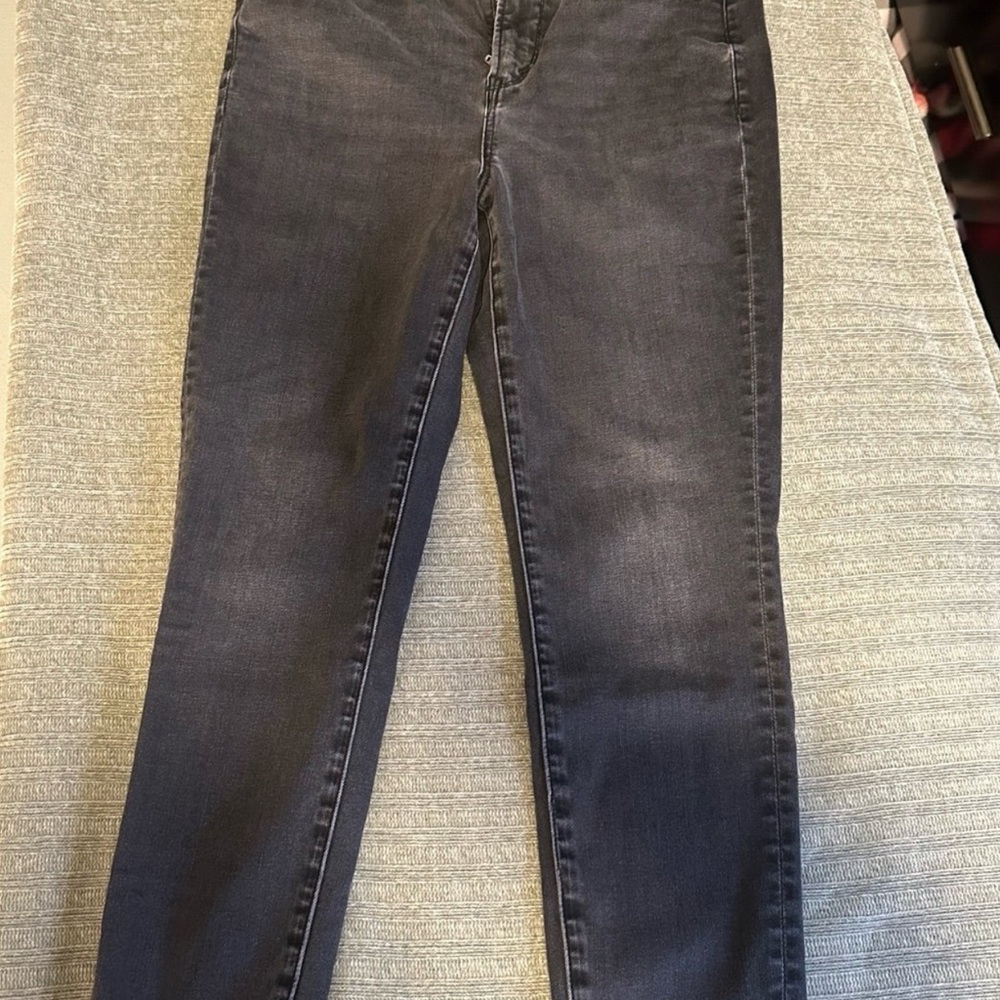 American Eagle Super High Rise Black Jeggings
